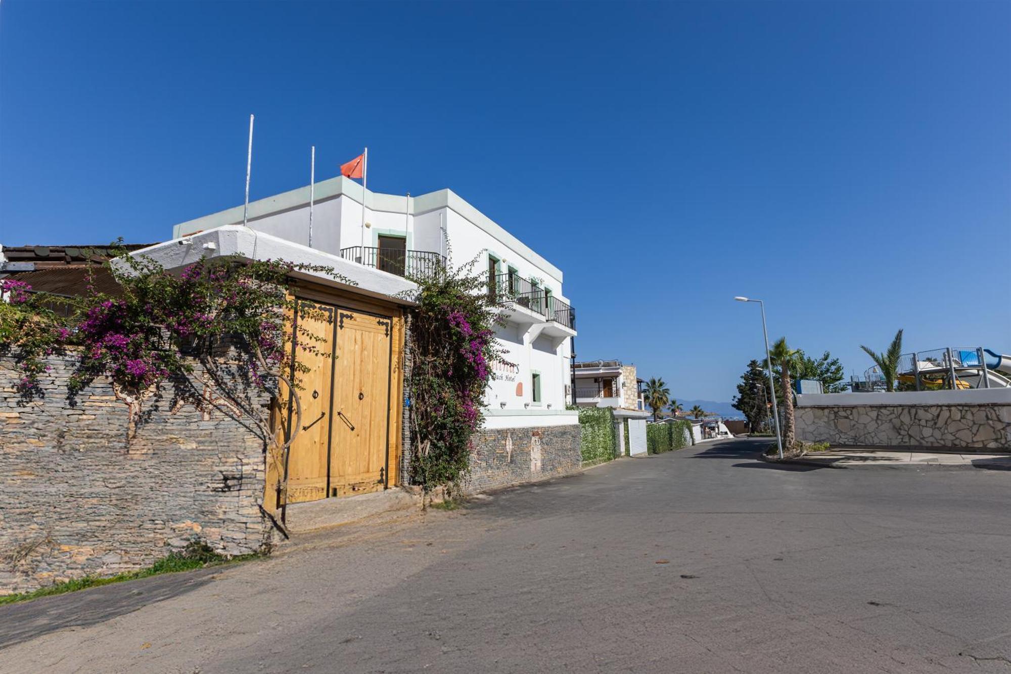 Salinas Beach Hotel Bodrum-Boutique Concept グムベット エクステリア 写真